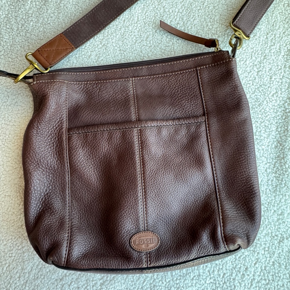 Fossil Leather Morgan Large Top Zip Traveler Crossbody Messenger Bag - Picture 4 of 9
